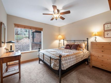 11711 Snowpeak Way, Truckee, CA 96161 Photo