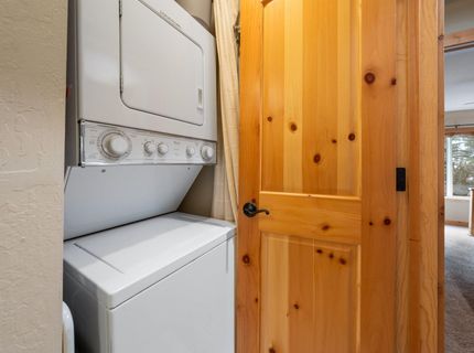 11711 Snowpeak Way, Truckee, CA 96161 Photo