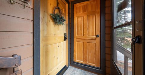 11711 Snowpeak Way, Truckee, CA 96161 Photo