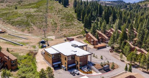 11711 Snowpeak Way, Truckee, CA 96161 Photo