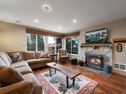 11711 Snowpeak Way, Truckee, CA 96161 Photo