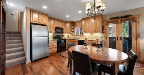 11711 Snowpeak Way, Truckee, CA 96161 Photo