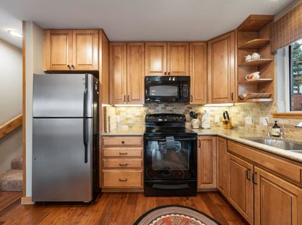 11711 Snowpeak Way, Truckee, CA 96161 Photo
