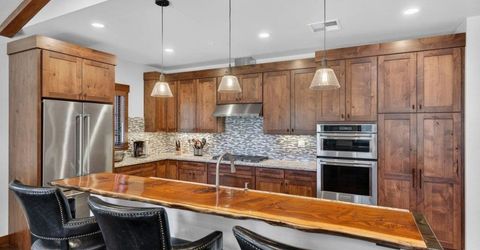 10173 Annies Loop, Truckee, CA 96161 Photo