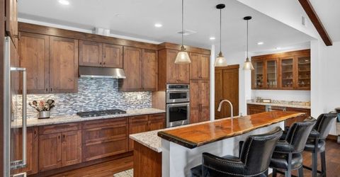 10173 Annies Loop, Truckee, CA 96161 Photo