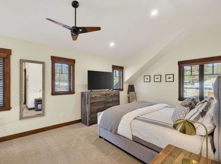 10173 Annies Loop, Truckee, CA 96161 Photo