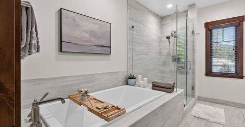 10173 Annies Loop, Truckee, CA 96161 Photo