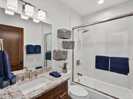 10173 Annies Loop, Truckee, CA 96161 Photo