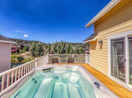 10050 SE River Street, Truckee, CA 89523 Photo