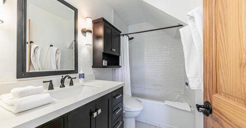10050 SE River Street, Truckee, CA 89523 Photo