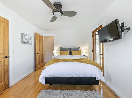10050 SE River Street, Truckee, CA 89523 Photo