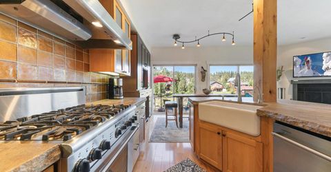 10050 SE River Street, Truckee, CA 89523 Photo