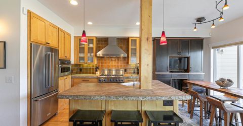 10050 SE River Street, Truckee, CA 89523 Photo