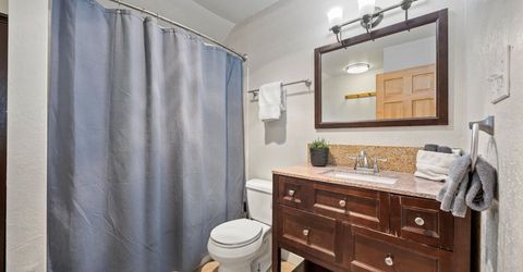 10868 Laurelwood Drive, Truckee, CA 96161 Photo