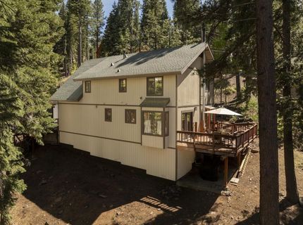 10868 Laurelwood Drive, Truckee, CA 96161 Photo