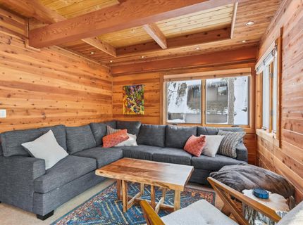 1606 Deer Path, Truckee, CA 96161 Photo