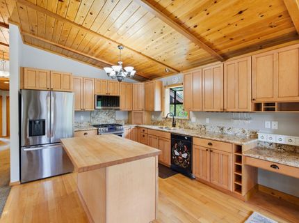 16159 Wellington Way, Truckee, CA 96161 Photo