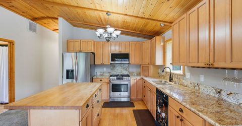 16159 Wellington Way, Truckee, CA 96161 Photo