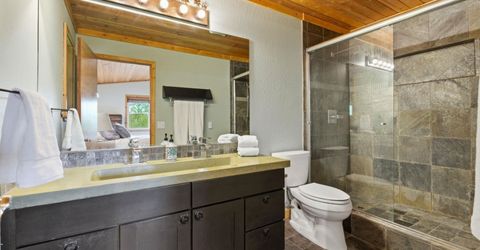16159 Wellington Way, Truckee, CA 96161 Photo