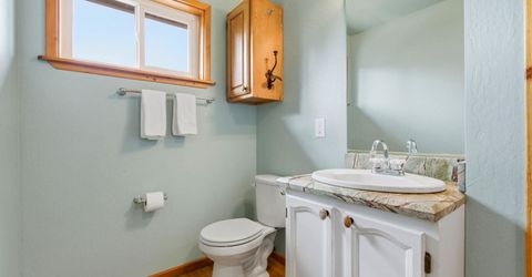 16159 Wellington Way, Truckee, CA 96161 Photo