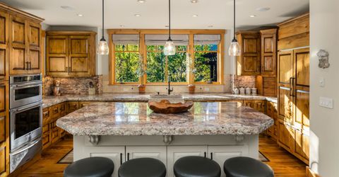 13033 Camp Trail, Truckee, CA 96161 Photo