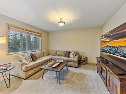 1195 Sequoia Avenue, Tahoe City, CA 96145 Photo