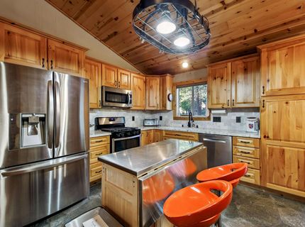 12466 Pinnacle Loop, Truckee, CA 96161 Photo