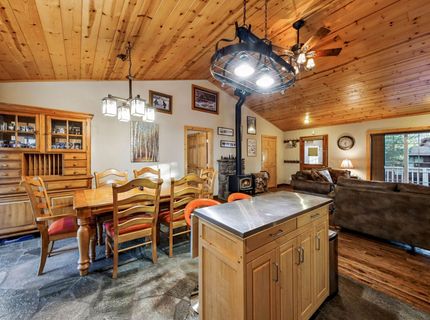 12466 Pinnacle Loop, Truckee, CA 96161 Photo