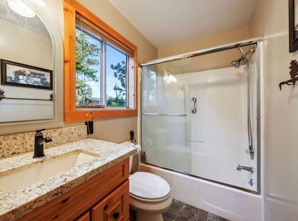 12466 Pinnacle Loop, Truckee, CA 96161 Photo