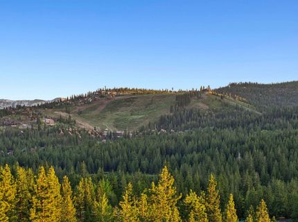 12466 Pinnacle Loop, Truckee, CA 96161 Photo