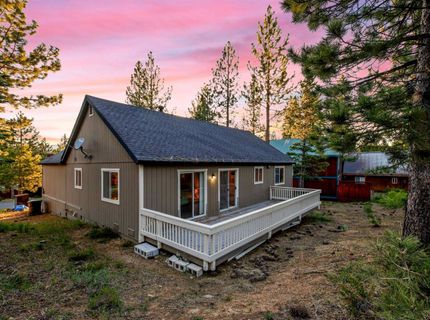 12466 Pinnacle Loop, Truckee, CA 96161 Photo