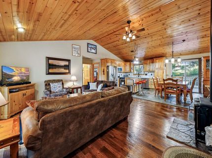 12466 Pinnacle Loop, Truckee, CA 96161 Photo