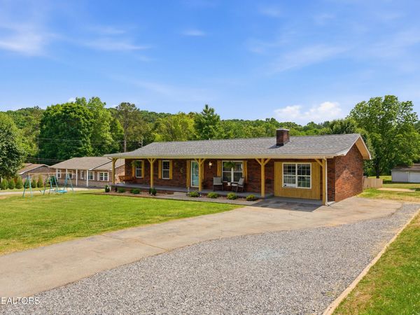 300 Lindner Lane, Lenoir City, TN 37772