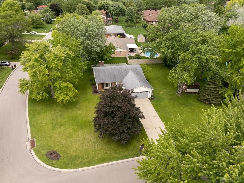 8841 Shadycreek Drive, Washington Township, OH 45458 Photo 1