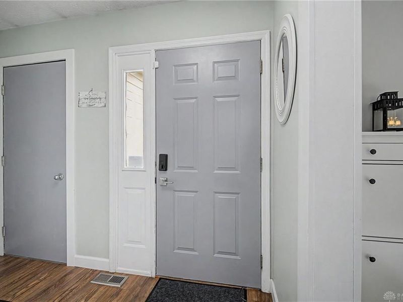 8841 Shadycreek Drive, Washington Township, OH 45458 Photo 5