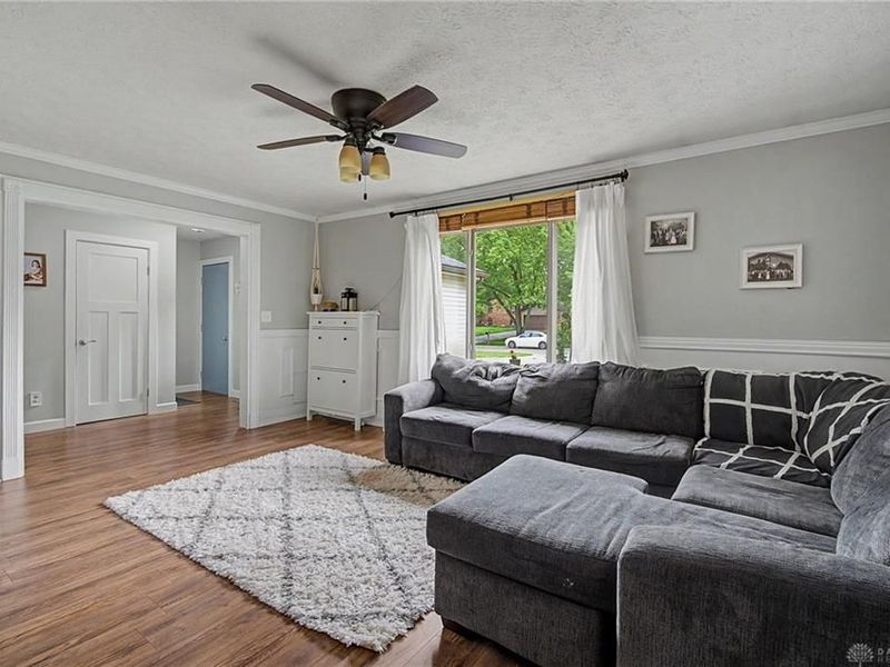 8841 Shadycreek Drive, Washington Township, OH 45458 Photo 9