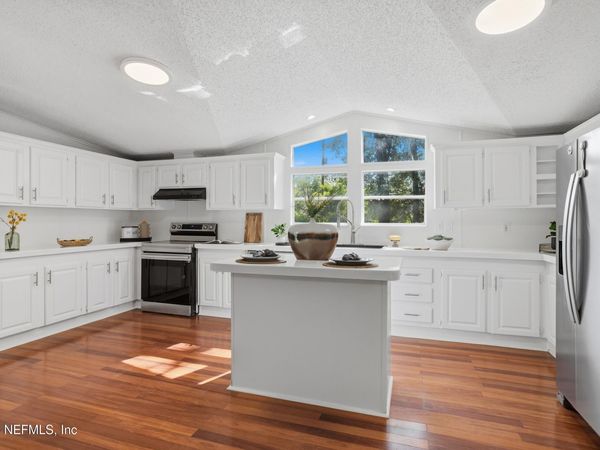 138 THOMAS Avenue, Jacksonville, FL 32218