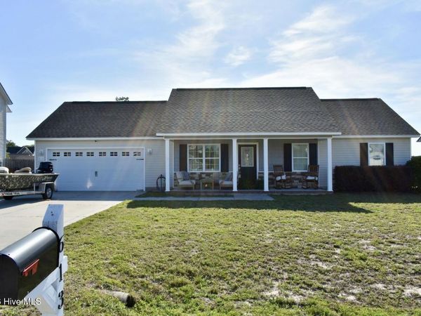 613 Parsley Drive , Hubert, NC 28539