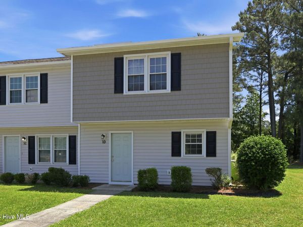 1 Portwest Townhouses Court, Unit Apt D, Swansboro, NC 28584