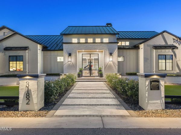 3182 S Penrose Court, Gilbert, AZ 85295