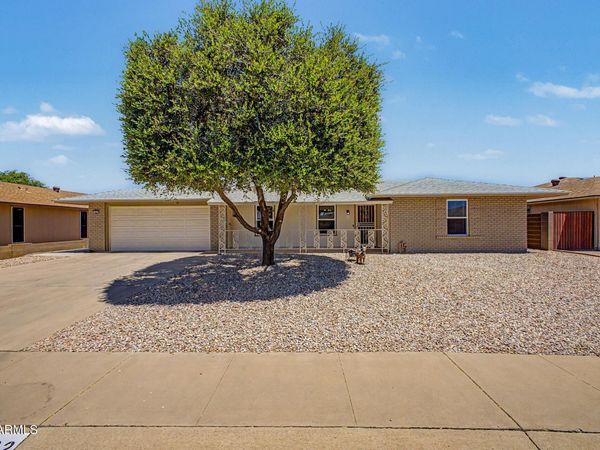 10502 W EDGEWOOD Drive, Sun City, AZ 85351