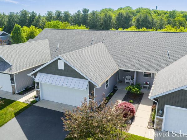 8107 Byron Creek Drive SW, Byron Center, MI 49315