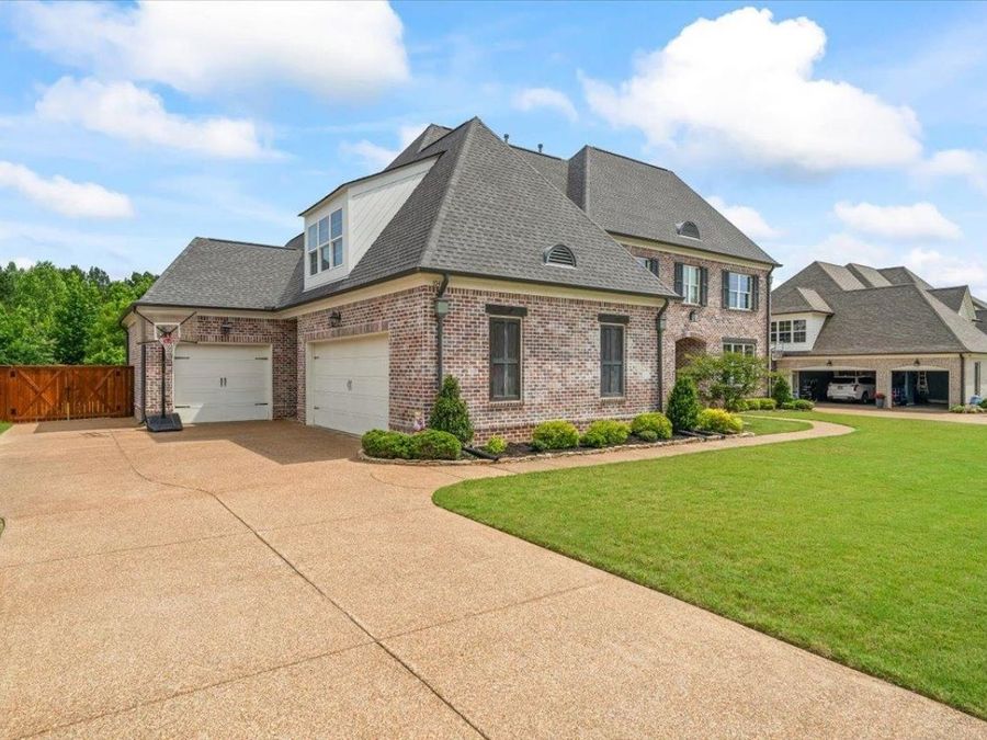 Property Image 4
