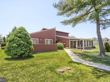 854 MELISSA COURT, ENOLA, PA 17025