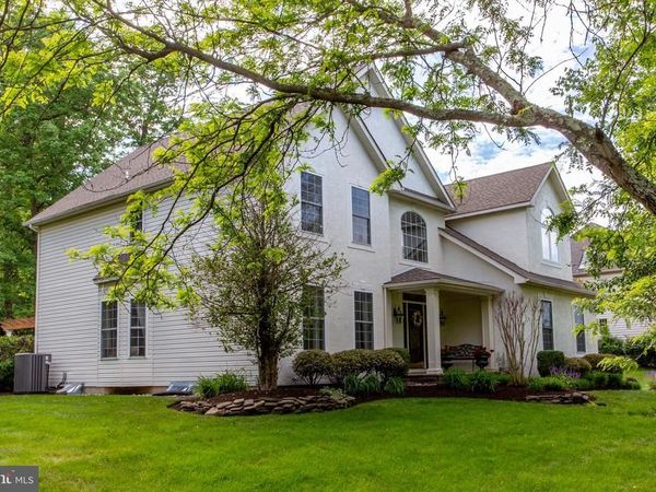 6 LEAPSON LANE, DOYLESTOWN, PA 18901