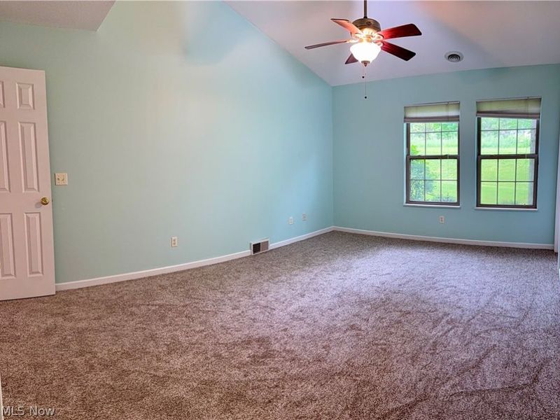 156 Spinnaker Drive, Columbiana, OH 44408 Photo 15