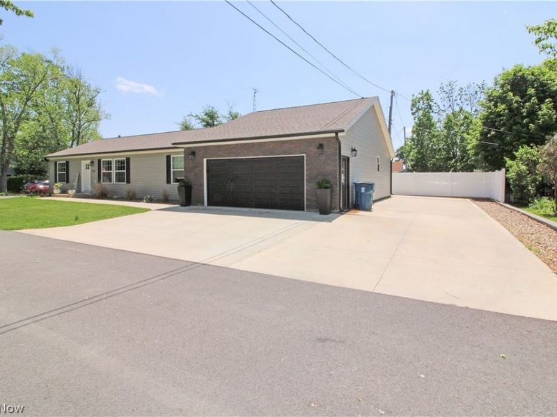 322 Wilson Avenue, Port Clinton, OH 43452 Photo 4