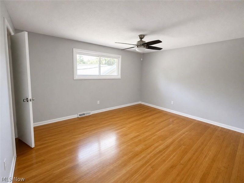 6815 Hickory Hill Drive, Mayfield, OH 44143 Photo 10