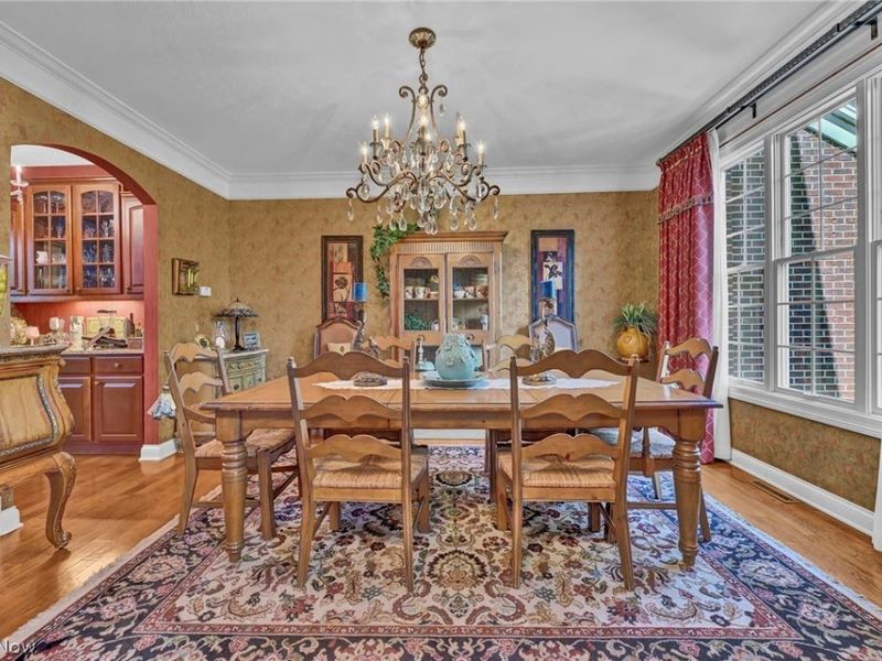 19322 Araglin Court , Strongsville, OH 44149 Photo 5