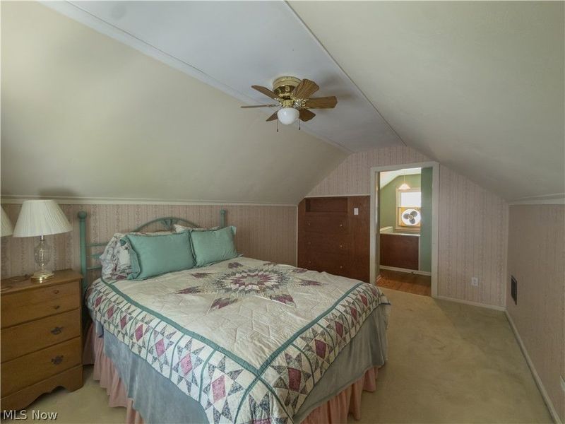 626 Princeton Avenue , Elyria, OH 44035 Photo 18